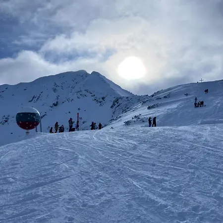 Aparthotel Dimitri Emerald , Near Gondola 4*