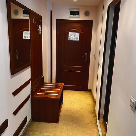 Dimitri Emerald , Near Gondola Aparthotel 4*